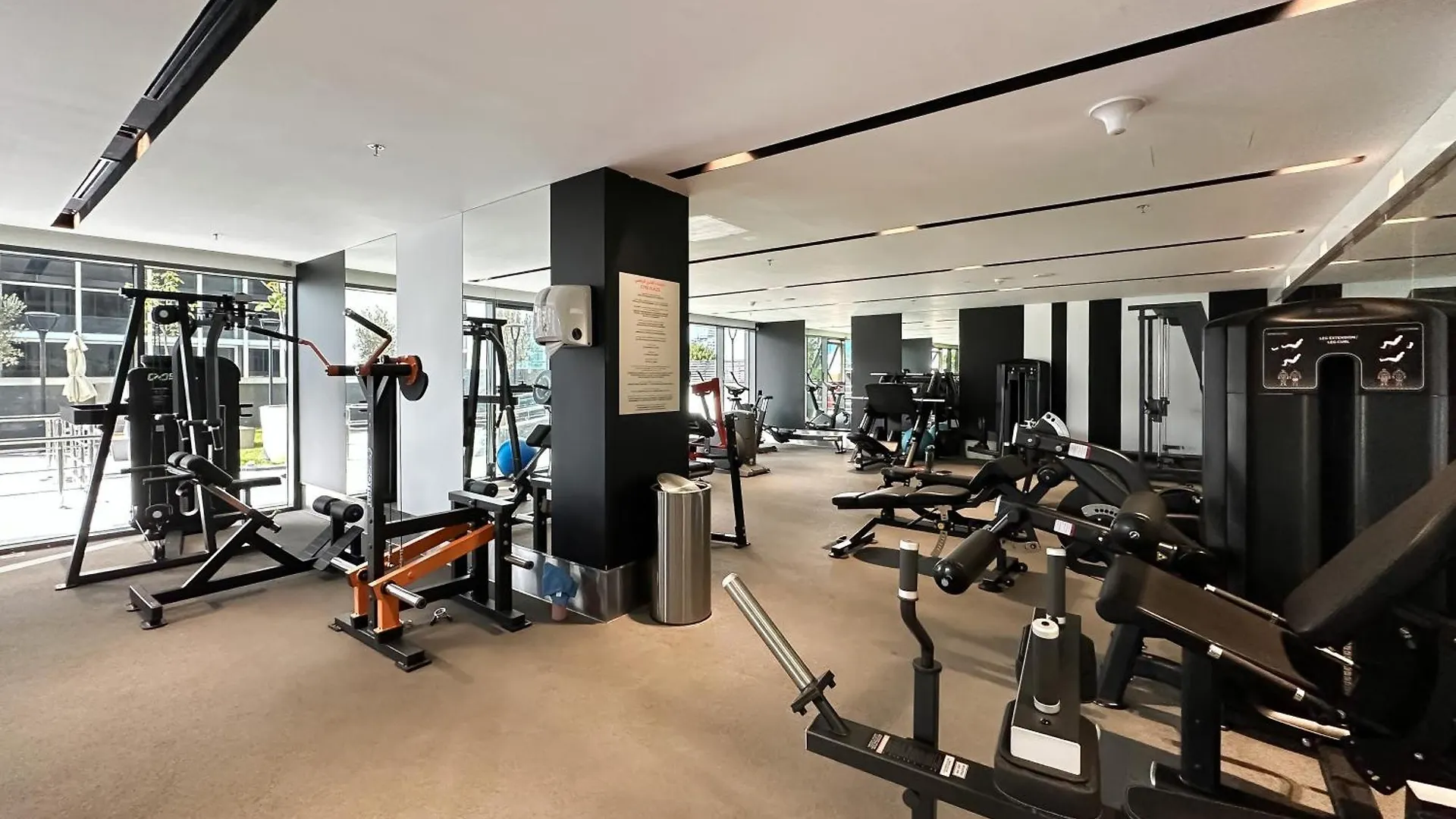 Trophy-Refined Living With Natural Hues Dubai