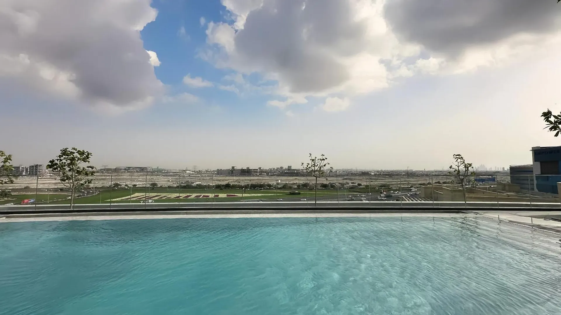 Trophy-Refined Living With Natural Hues Dubai