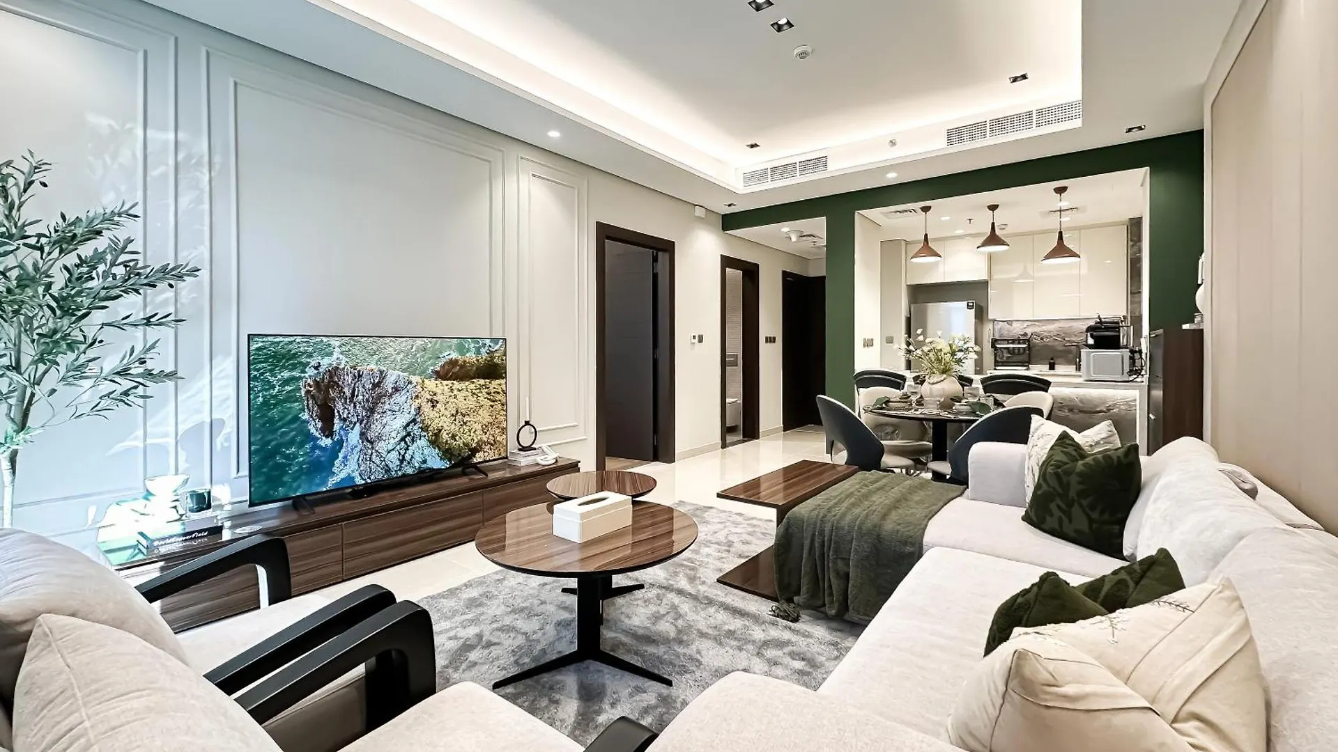 Trophy-Refined Living With Natural Hues Dubai
