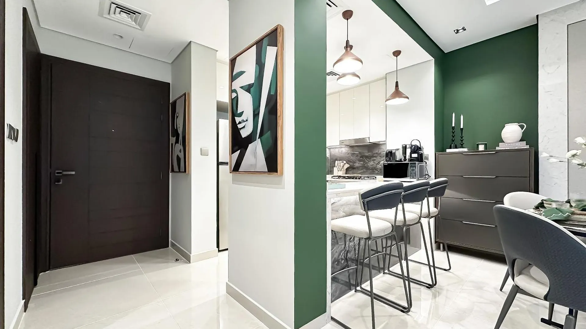 Trophy-Refined Living With Natural Hues Dubai 0*,  United Arab Emirates